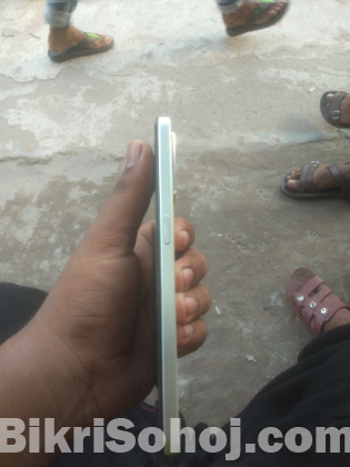 OPPO F21S PRO